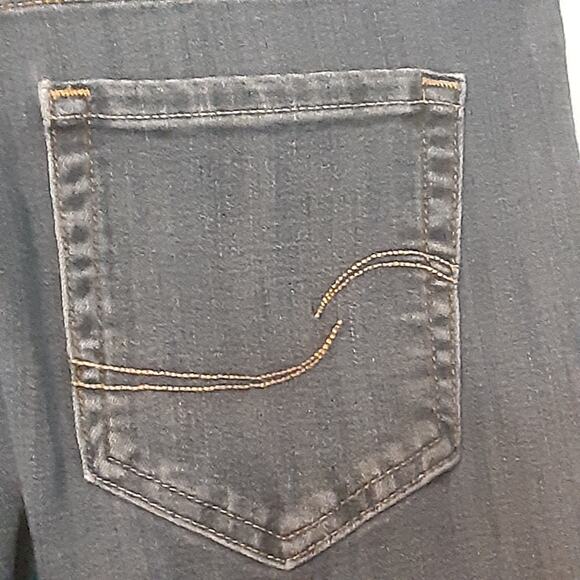 Signature By Levi Strauss Mid Rise Boyfriend Cropped Cuffed Jeans Sz 8 - Picture 7 of 11